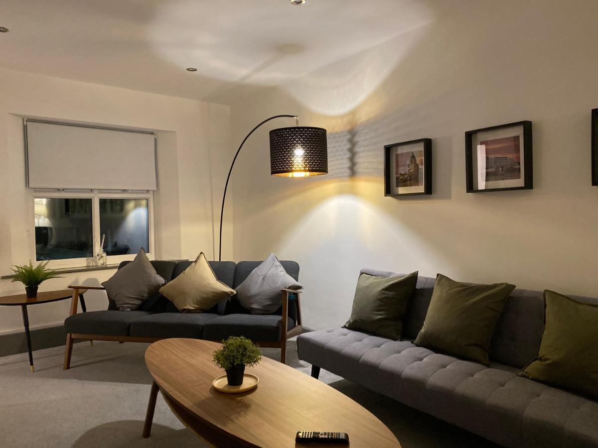 Spacious City Centre Property Lancaster Exterior photo